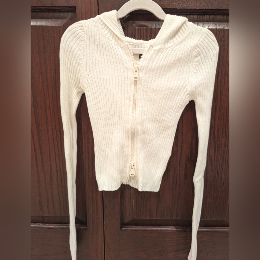 American Eagle XXS Ribbed Cream Hooded Sweater